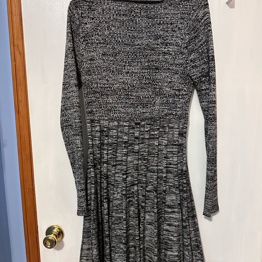 Calvin Klein Black and Gray Sweater Dress, Size Large - Picture 4 of 11